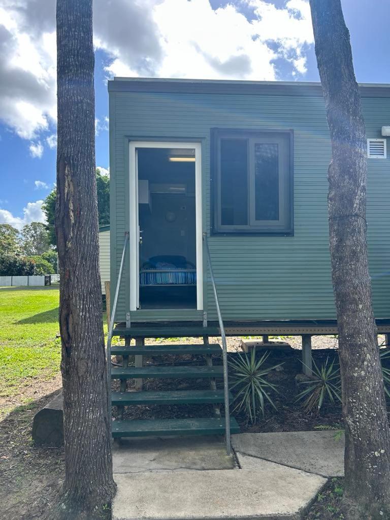 Gundy Pub & Caravan Park Gundiah Exterior photo