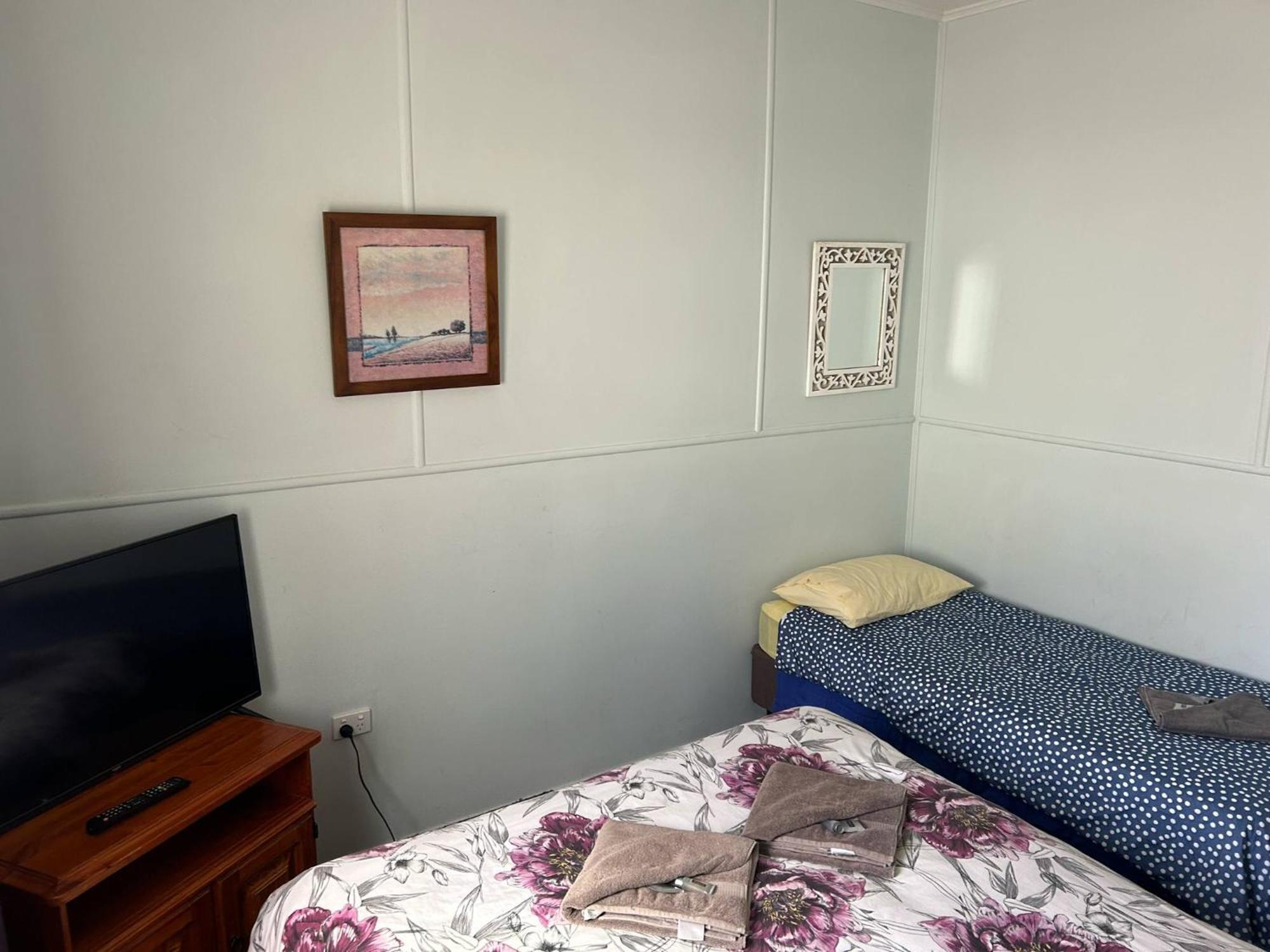 Gundy Pub & Caravan Park Gundiah Exterior photo